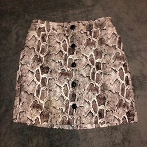 Snake Skin Skirt (stretchy)